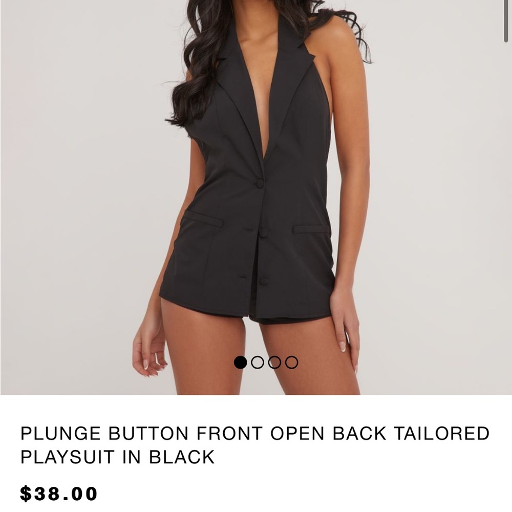 Brand new with tags. Never worn because it was too small for me, but so cute!